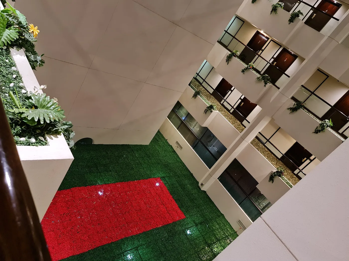 Aavri Hotel, Dubai