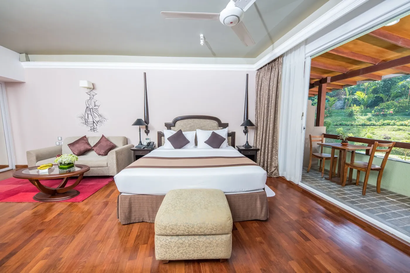 Earl's Regent Hotel, Kandy