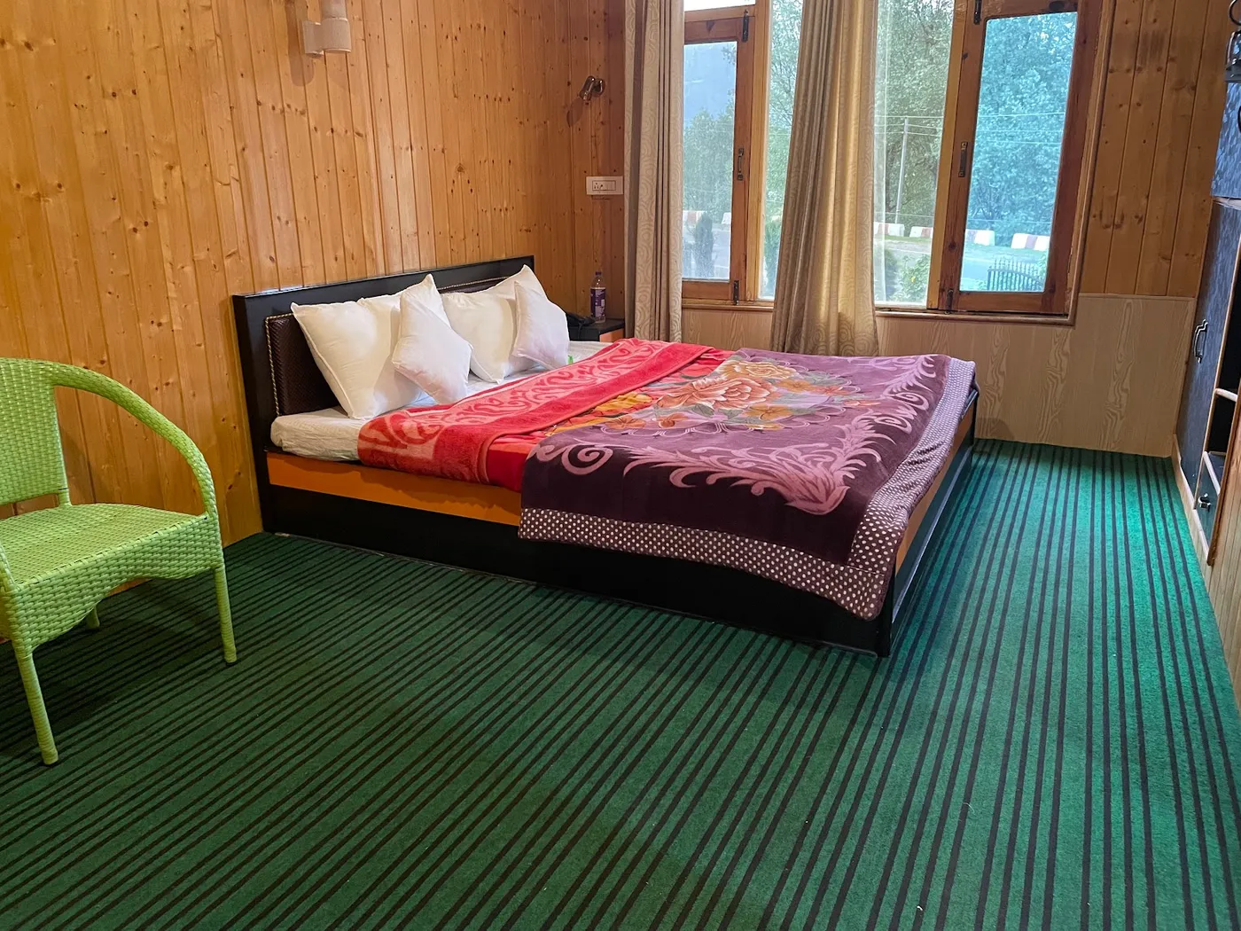Easton grand, Sonamarg