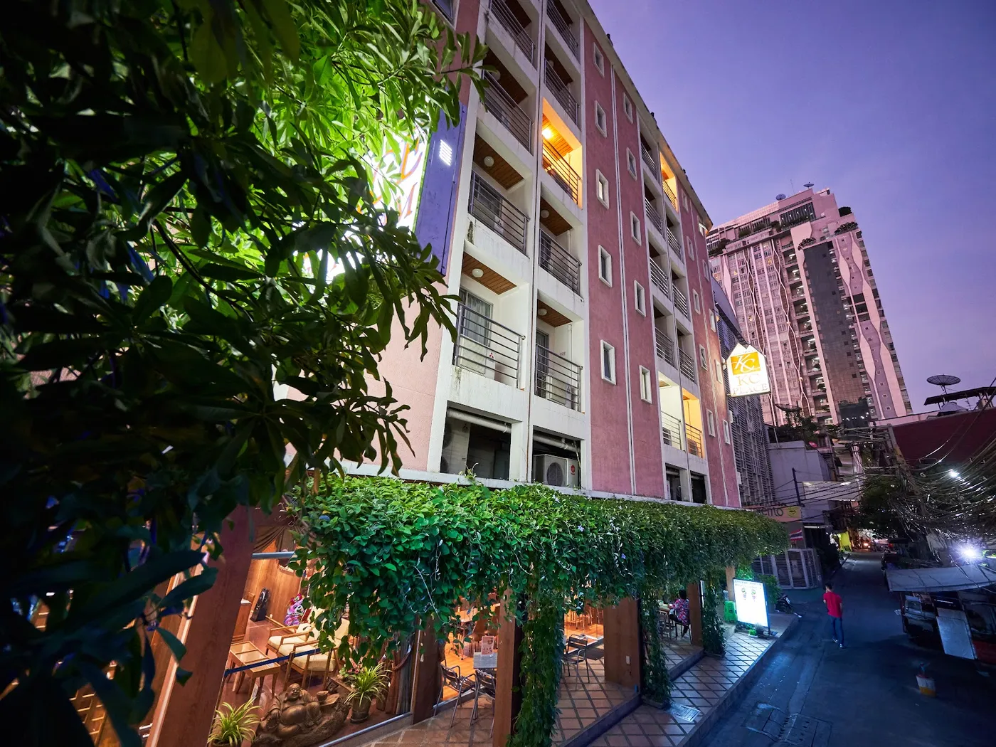 KC PLACE HOTEL PRATUNAM, Bangkok