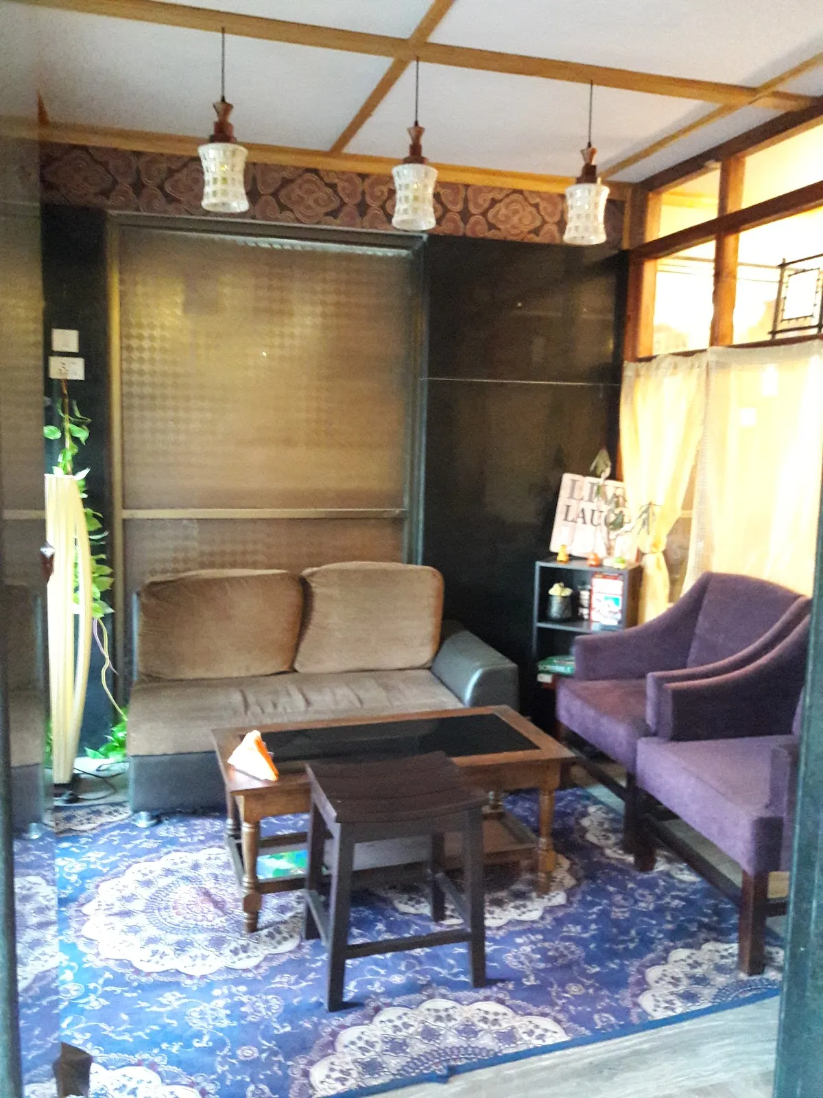 Khamsum Inn, Thimphu