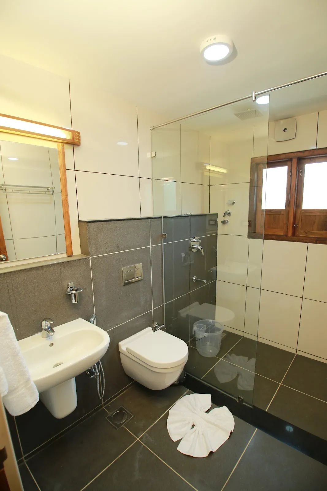 Hotel Elephant Route, Thekkady, Thekkady