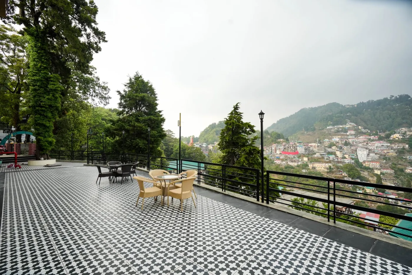 Hotel Oak Bush By DLS Hotels, Mussoorie