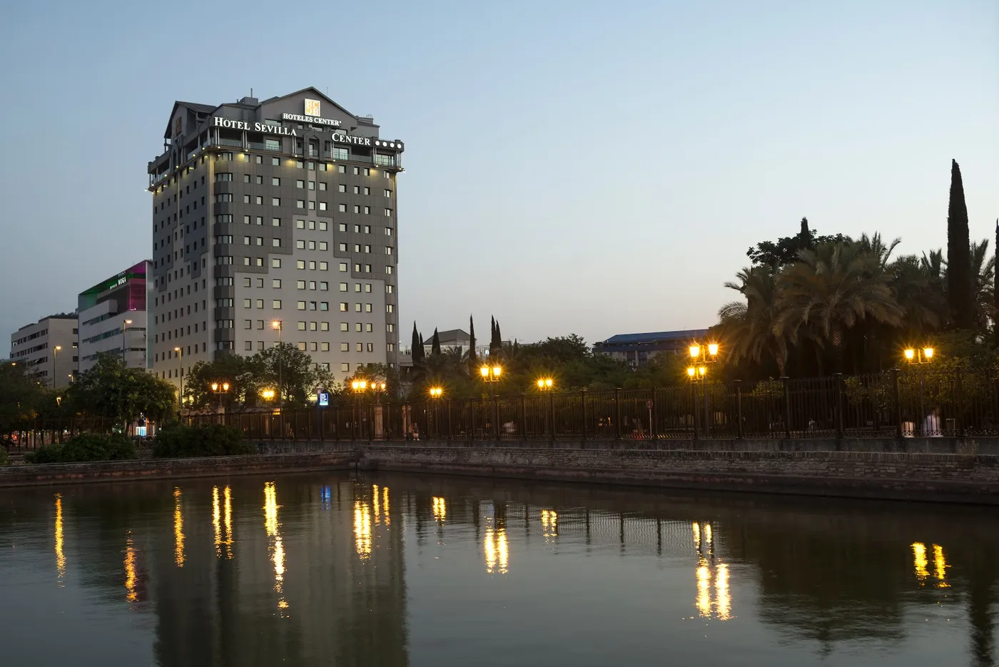 Hotel Sevilla Center, Seville