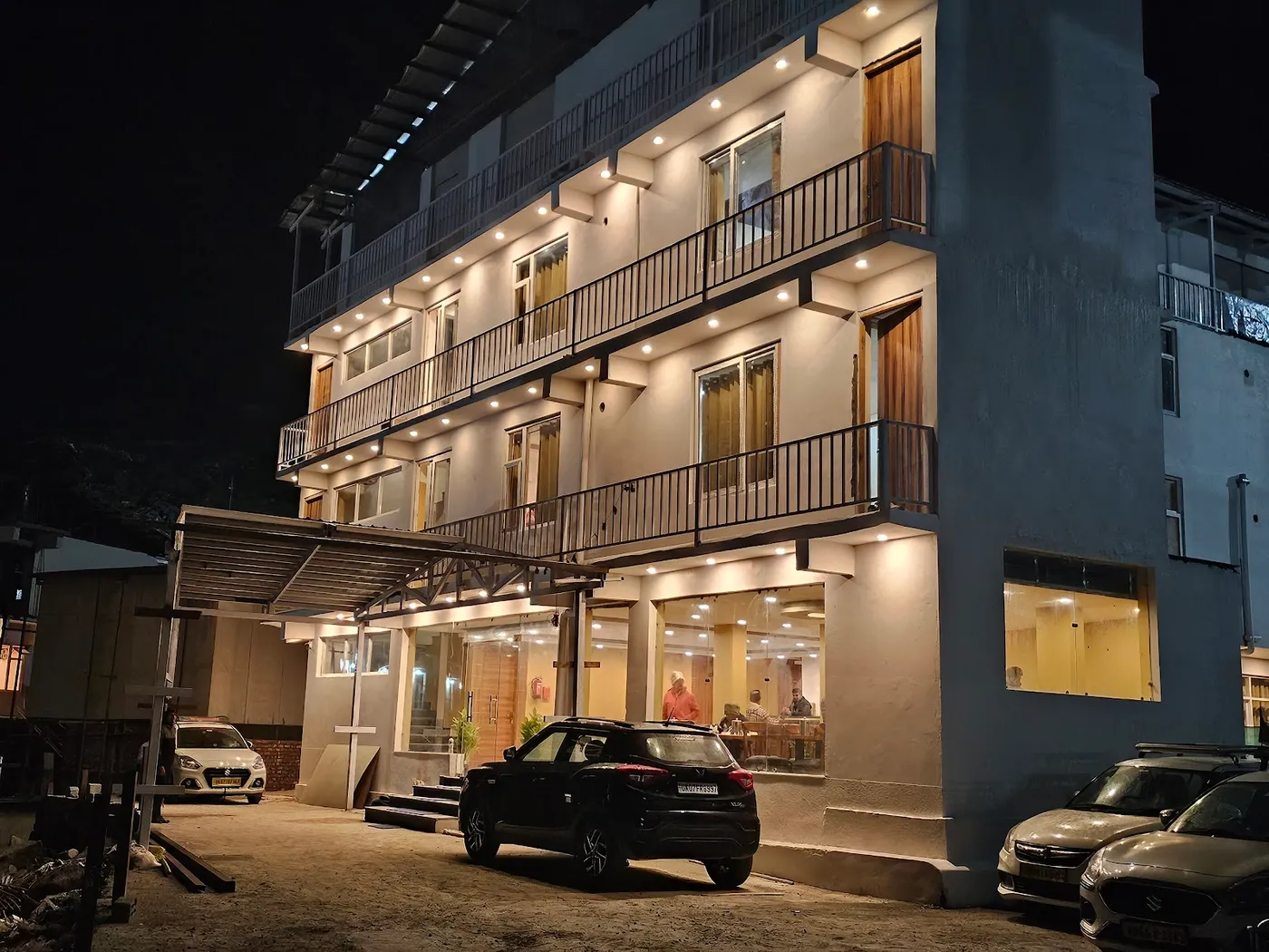 Hotel Pinnacle Peaks, Badrinath