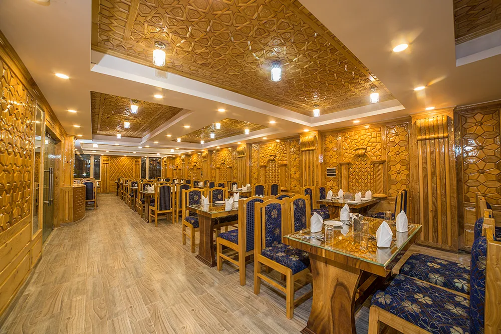 Opera Inn, Srinagar