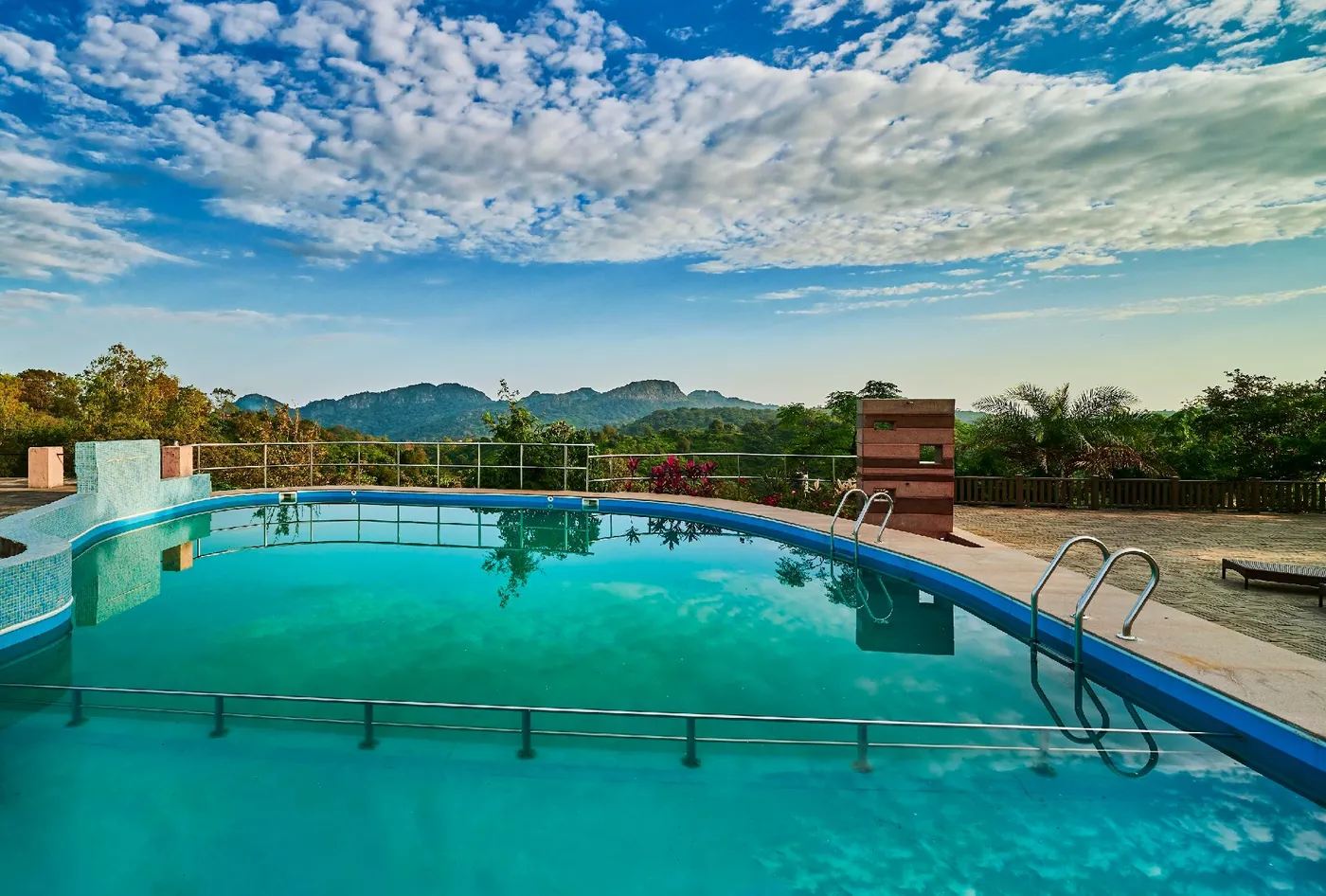 Sterling Mount Abu Resorts and Hotels, Mount Abu