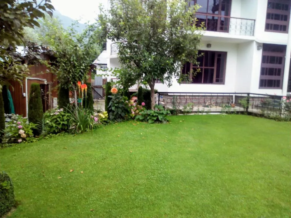 Premier Pahalgam, Pahalgam