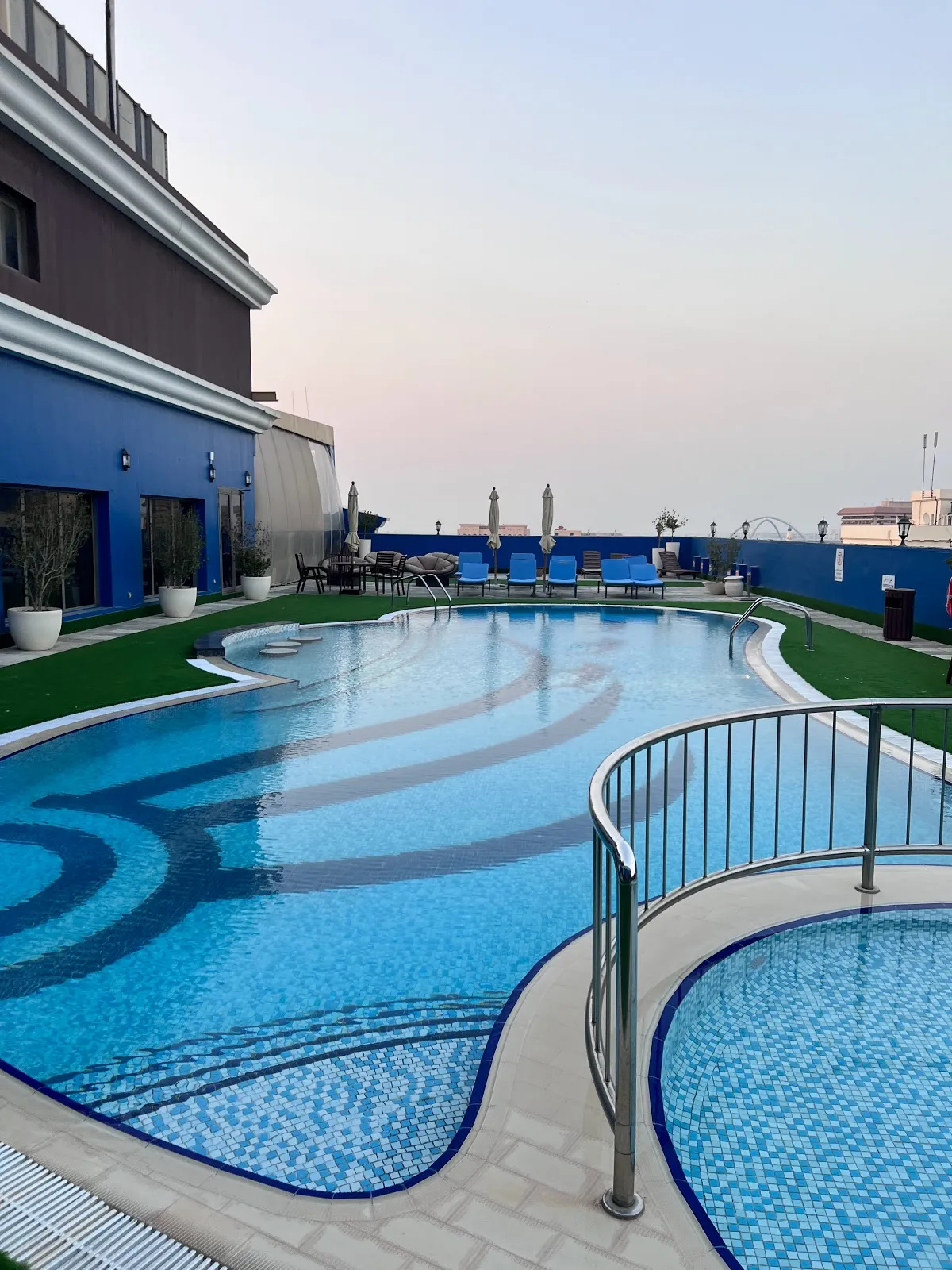 Royal Ascot Hotel, Dubai