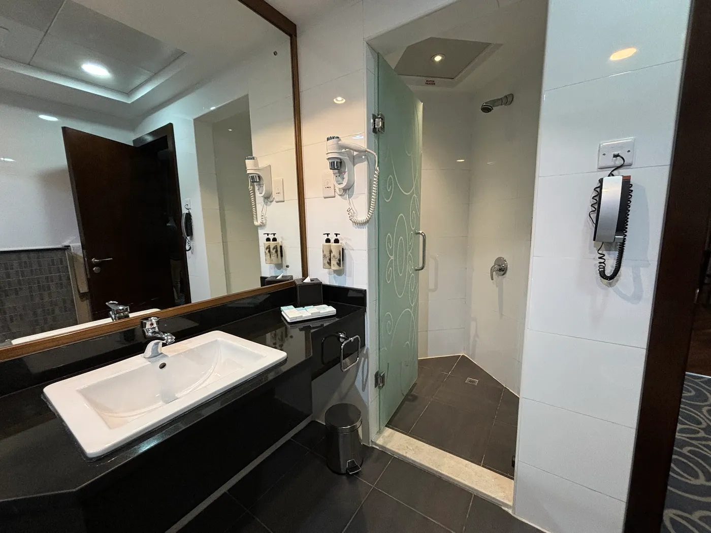 Ramada by Wyndham Abu Dhabi Corniche, Abu Dhabi