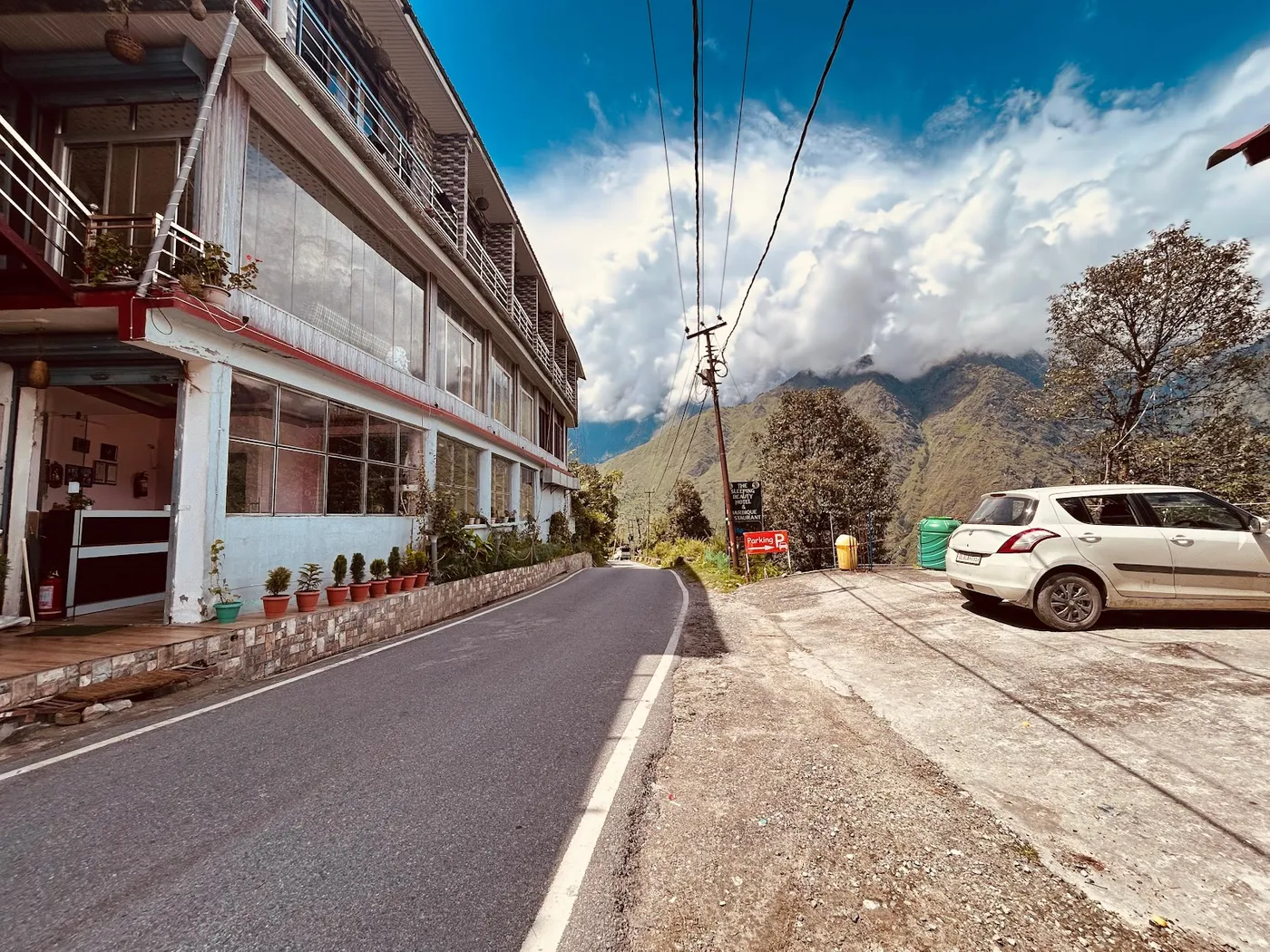 The Sleeping Beauty Hotel By Shri Narayana Residency, Auli