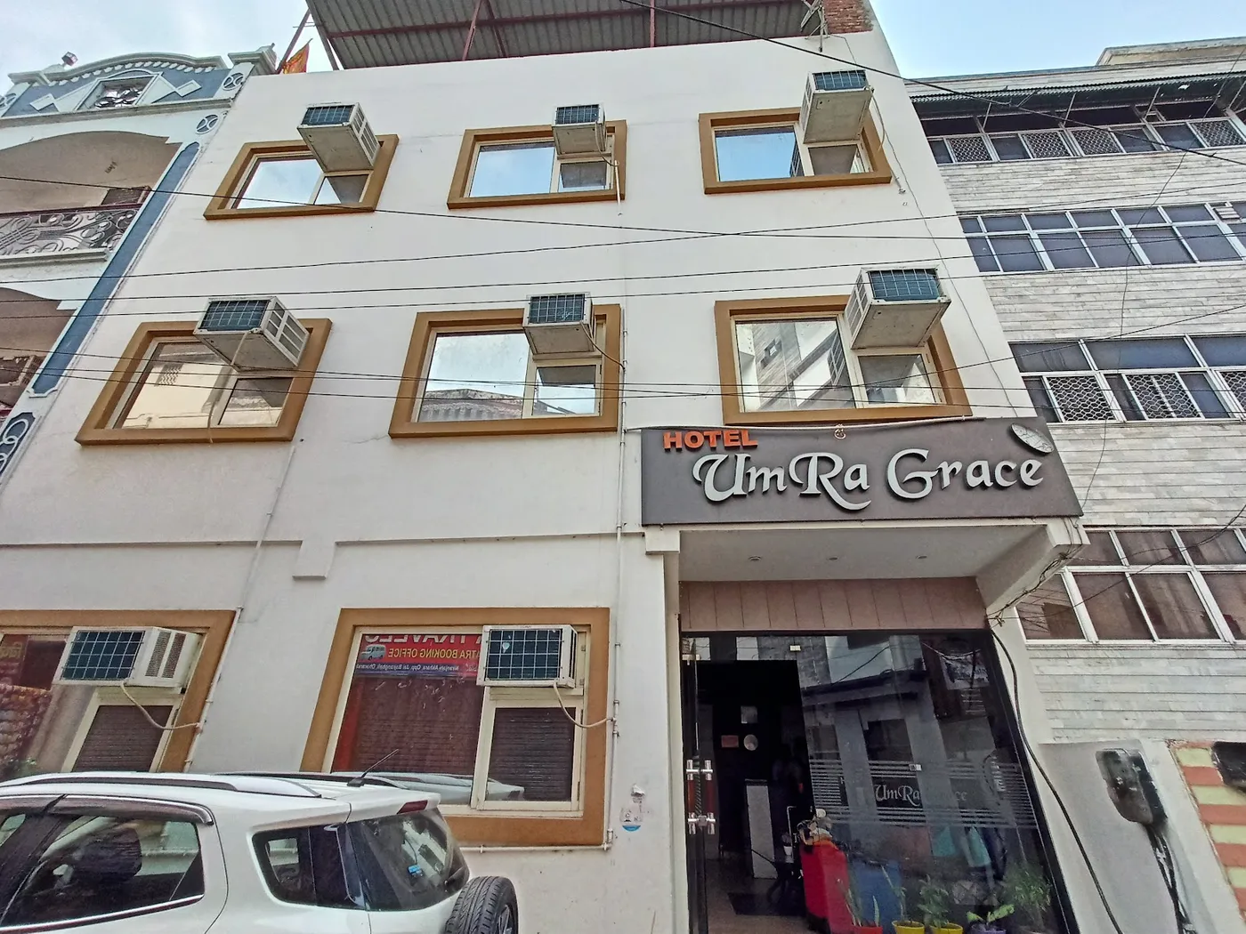 Umra Grace Hotel in haridwar By perfect stayz, Haridwar