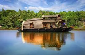 Alleppey: Serene Backwater Houseboat Escape, Alleppey