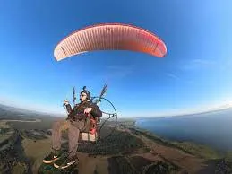 Hyderabad: Soar Above the City in Paragliding Adventure