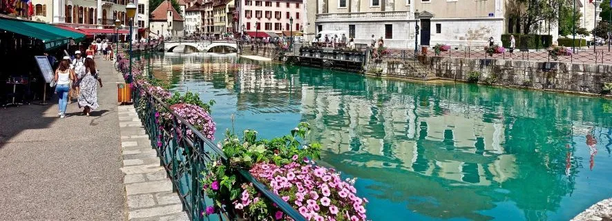 Geneva to Annecy: Alpine Charm & Lakeside Escape, Geneva