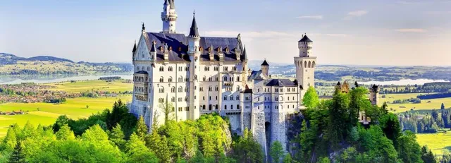 Munich: Fairytale Castles & Bavarian Heritage