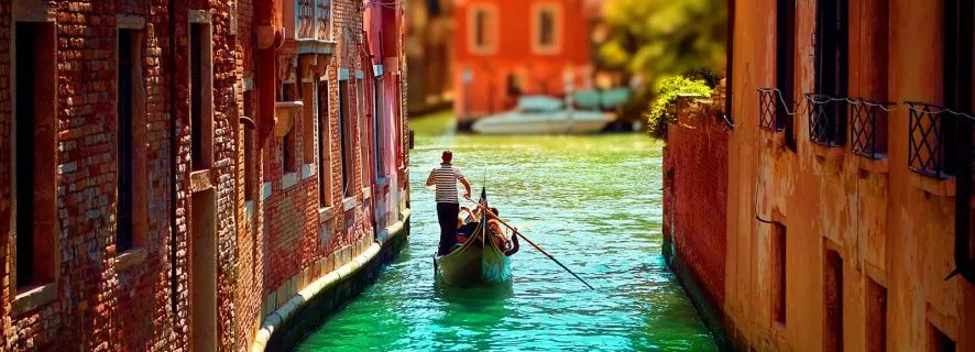 Venice: Romantic Gondola Escape, Venice