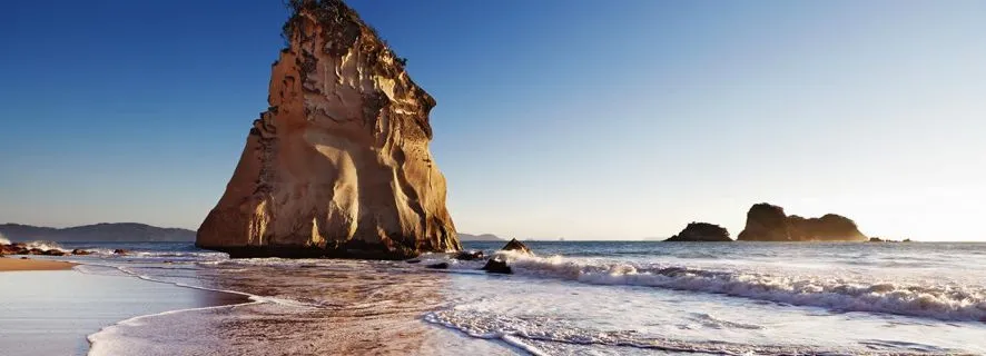 Auckland: Coromandel Coastal Escape & Hot Water Retreat, Auckland