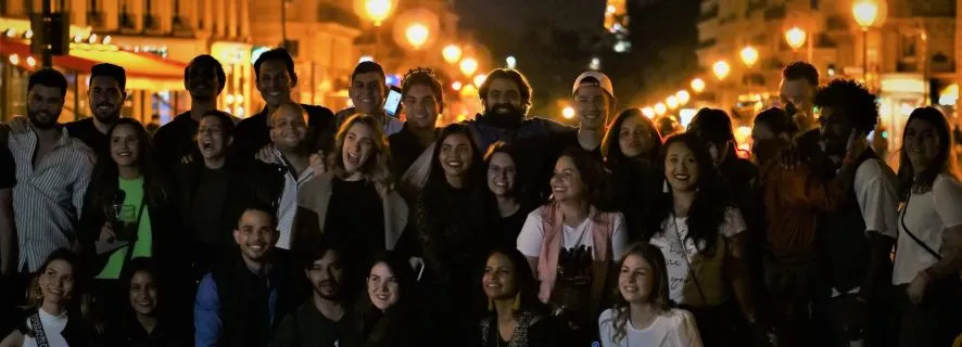 Paris: Latin Quarter Pub Crawl Tour, Paris