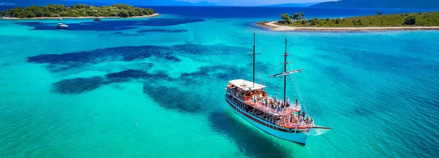 Split: 3 Islands and Blue Lagoon Cruise with Lunch & Drinks, Split