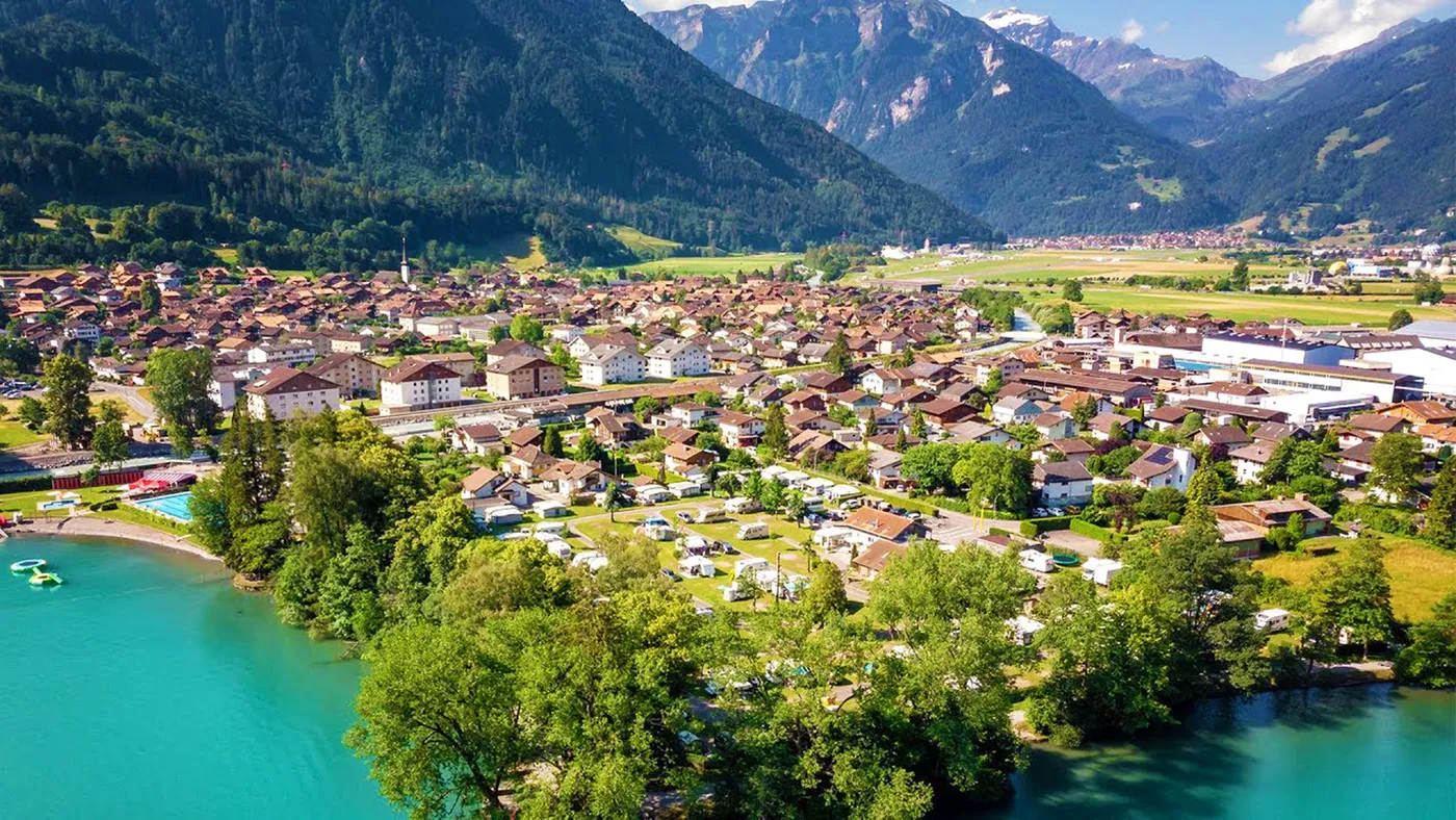 Zurich to Interlaken: Scenic Village Escape, Zurich