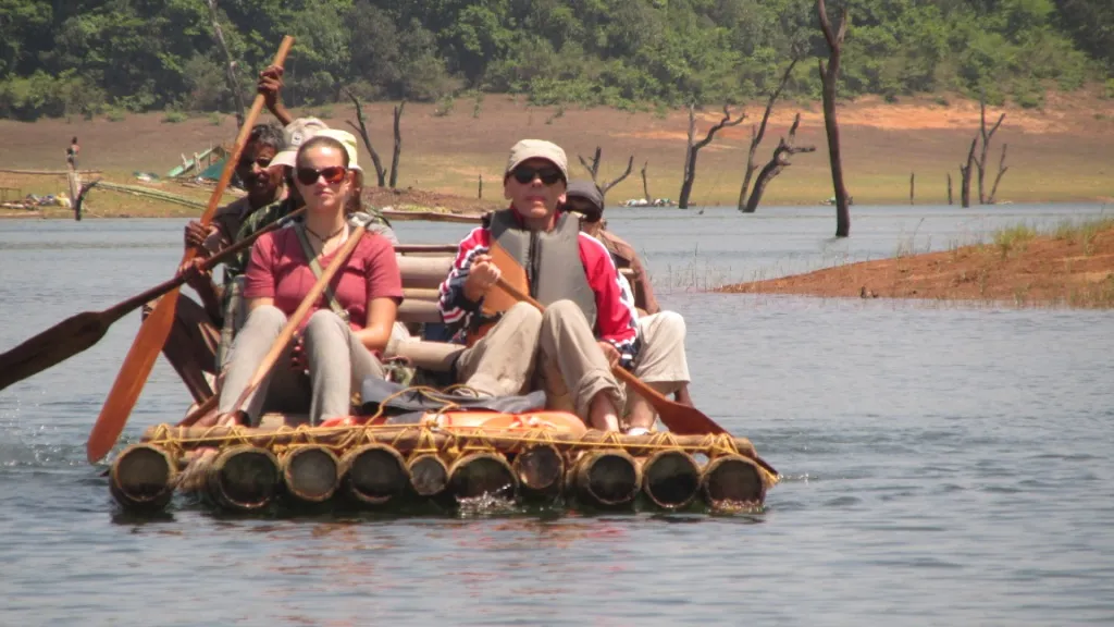 Periyar: Serene Bamboo River Adventure and hiking half day experience, Thekkady