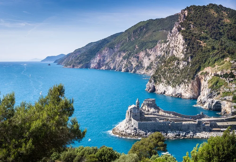 Milan to Cinque Terre: Coastal Heritage & Scenic Cruise, Milan