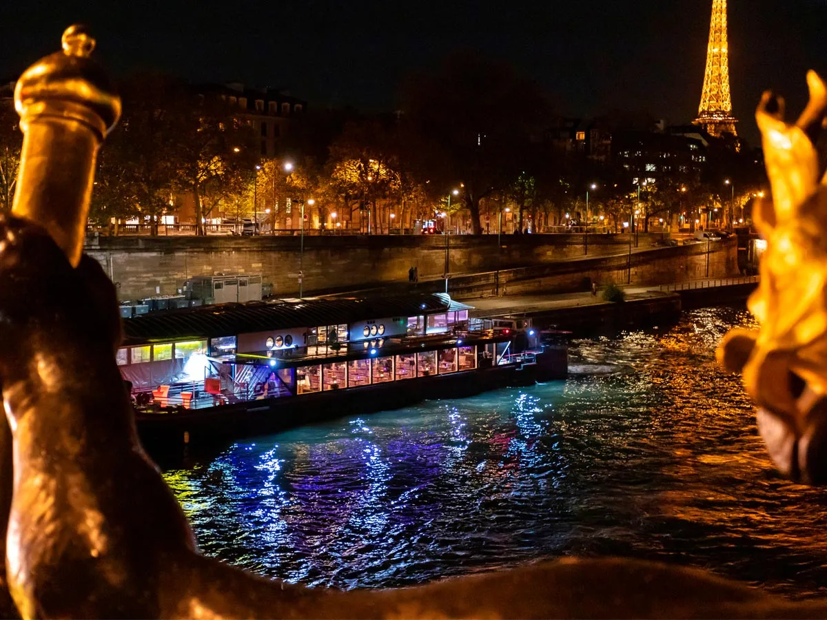 Paris Seine: Romantic Candlelight Cruise, Paris