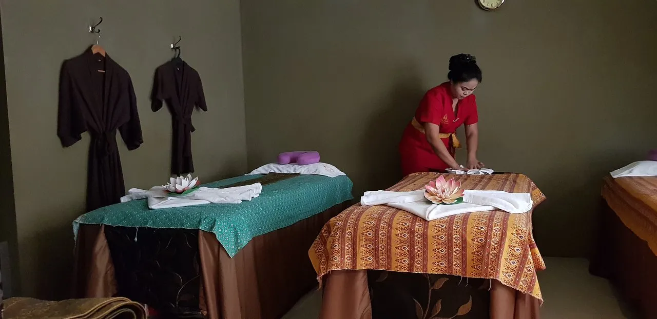 Malay Healing Massage: Traditional ‘Urut’ Therapy, Kuala Lumpur