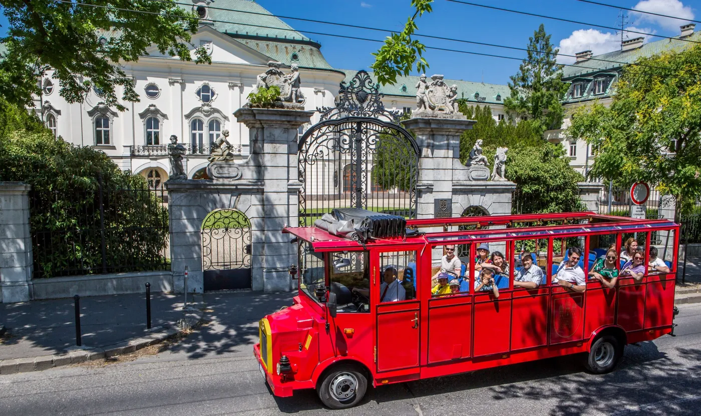 Bratislava: Sightseeing Bus Tour, Bratislava