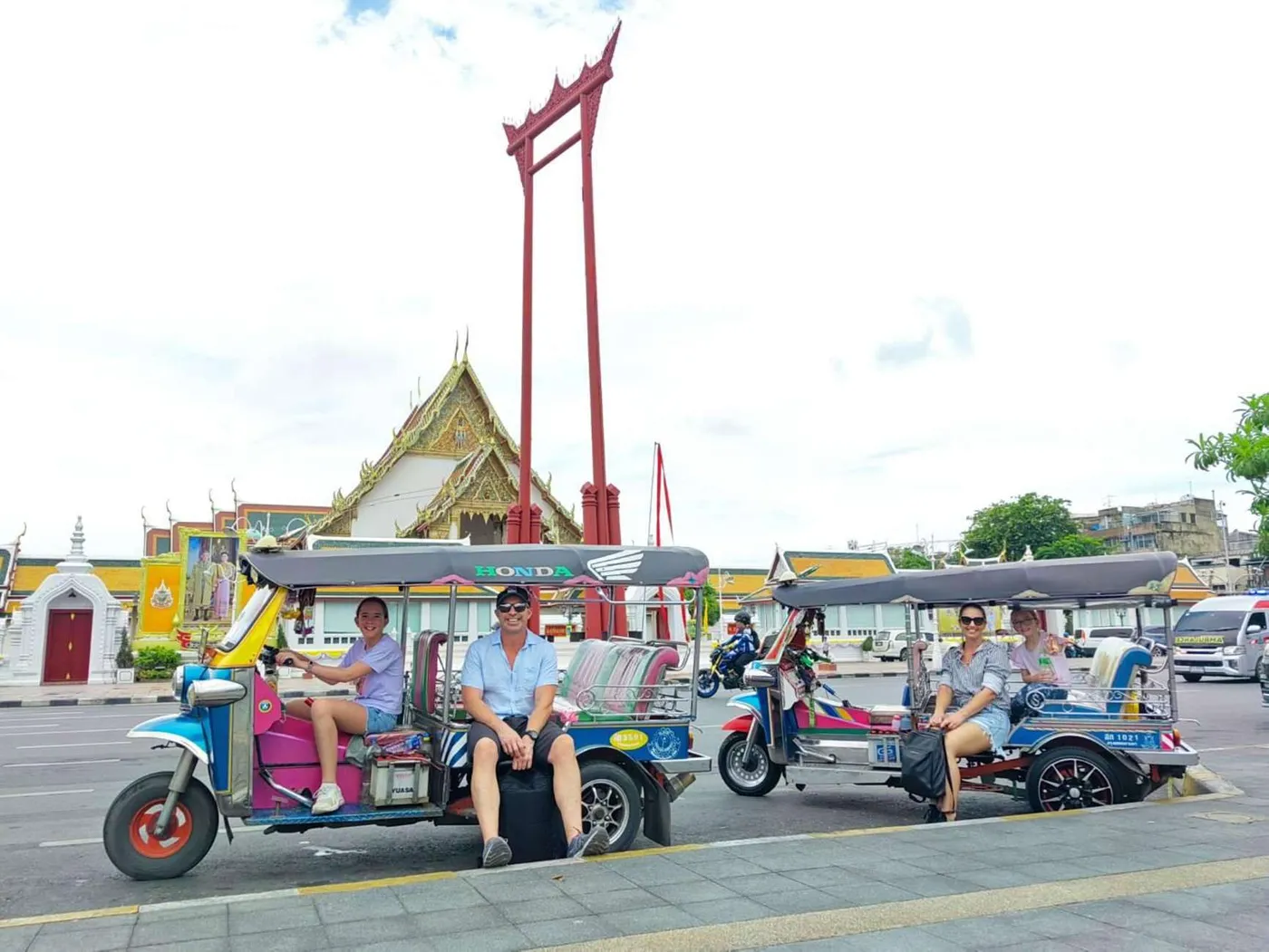 Guided Tour in a Typical Thai Tuk-Tuk, Bangkok