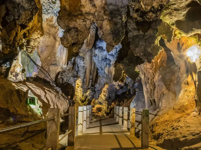 Chiang Dao cave trekking
