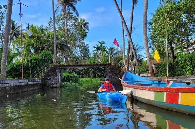 Alleppey: Serene Canal Kayaking Adventure, Alleppey