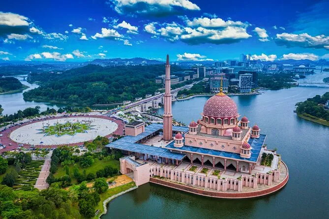 KL: Heritage & Adventure Full-Day Exploration, Kuala Lumpur