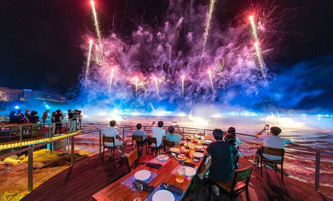 Phu Quoc: Enchanting Fireworks & Sea Symphony, Phu Quoc