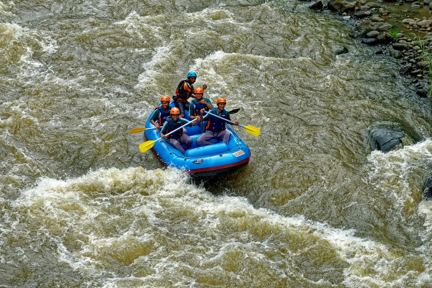 Kashmir: Thrilling River Rapids Adventure, Sonamarg