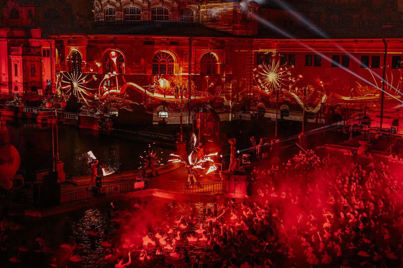 Budapest: Nighttime Spa & Dance Extravaganza, Budapest