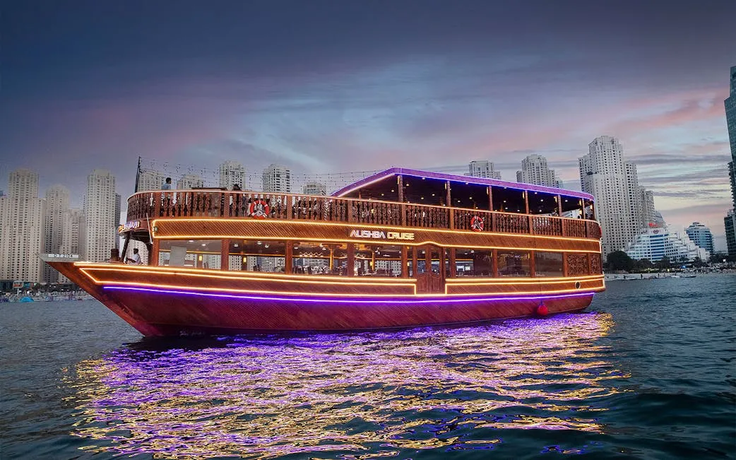 Dubai Marina: Romantic Dhow Night Cruise, Dubai