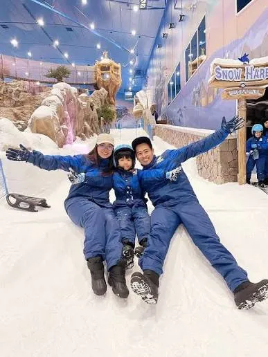 Abu Dhabi Snow Park: Enchanted Winter Wonderland