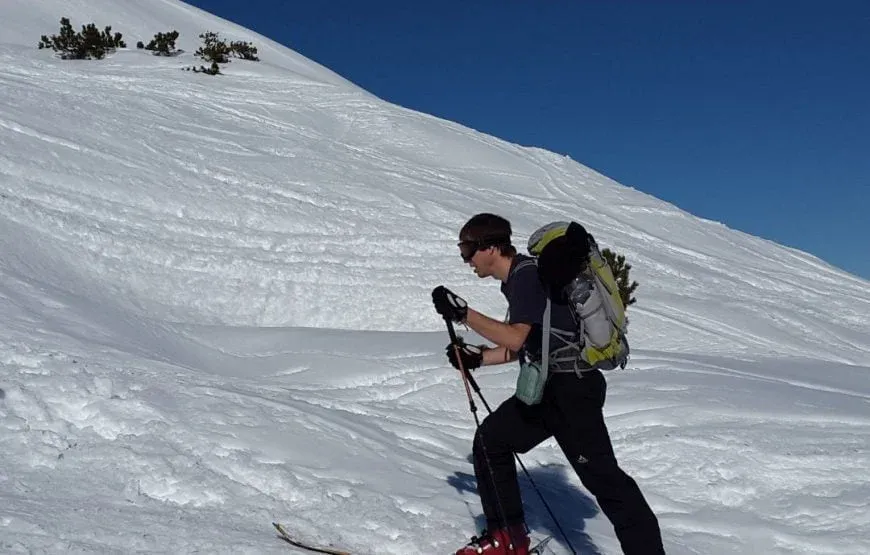 Gulmarg: Snowy Ski Course, Gulmarg