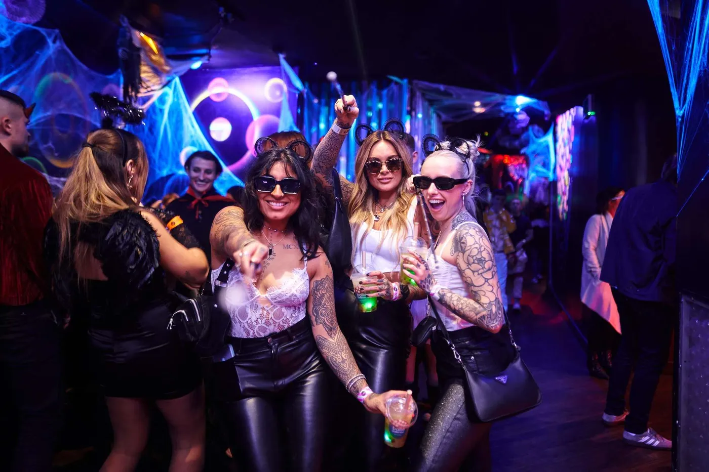 London: Central Nightlife Adventure Crawl, London