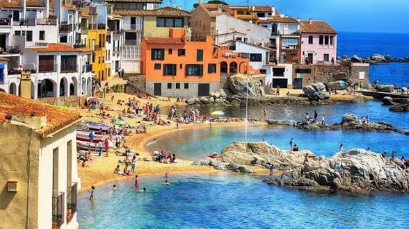 Costa Brava: Coastal Adventure & Cultural Escape, Barcelona
