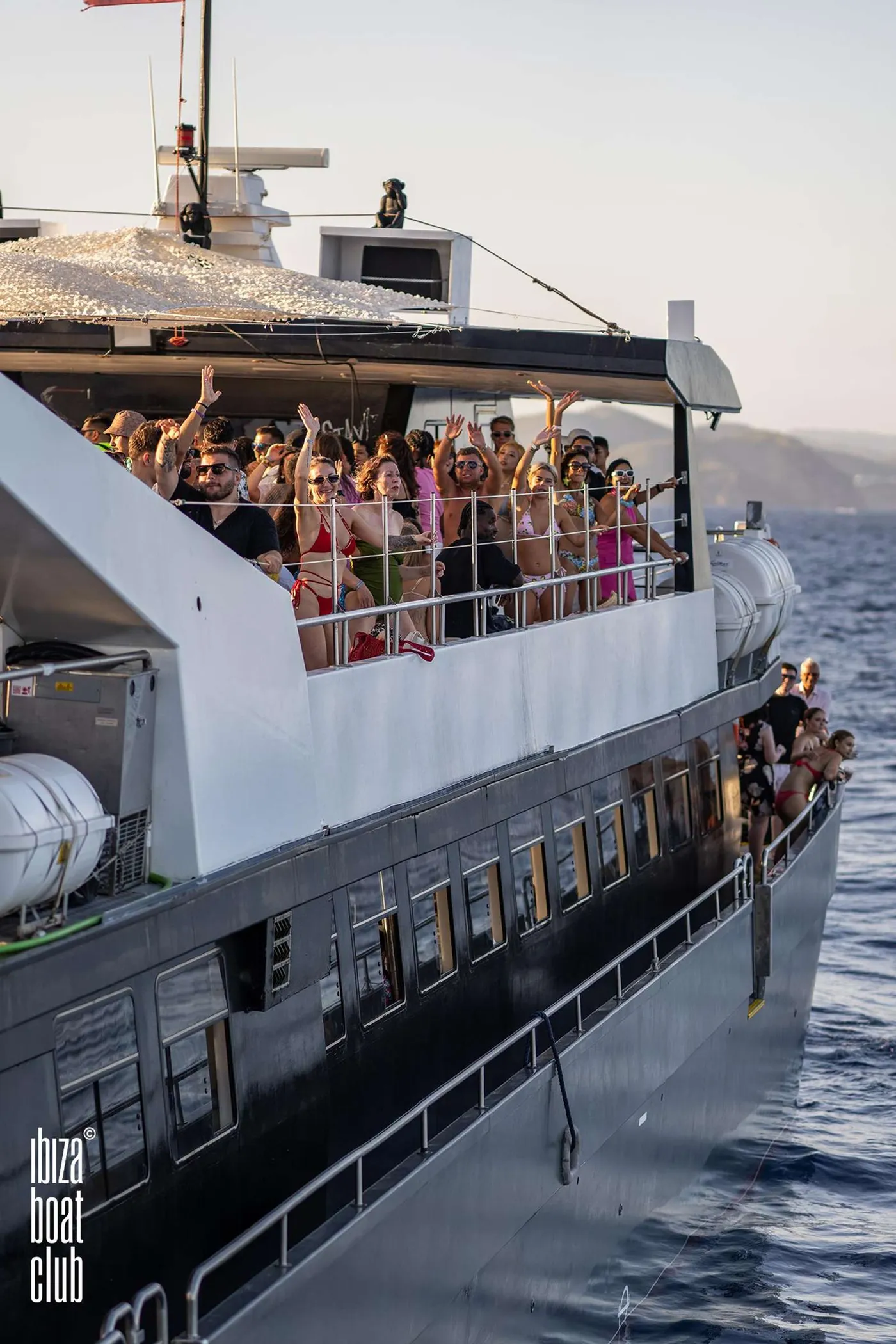 Ibiza: Sunset Boat Party & Open Bar Adventure, Ibiza