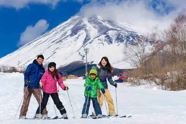 Fujiyama Snow Resort: Mountain Adventure & Snow Play