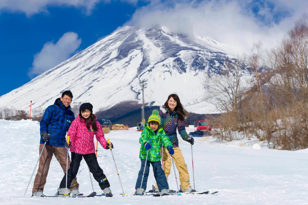 Fujiyama Snow Resort: Mountain Adventure & Snow Play, Tokyo