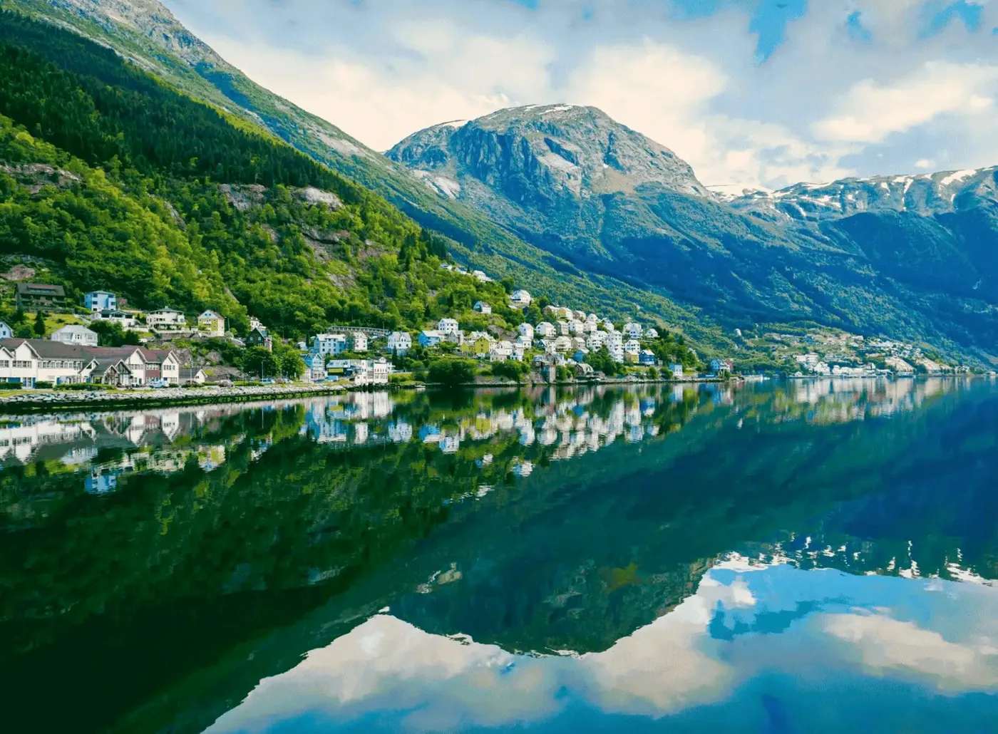 Hardangerfjord Waterfalls & Scenic Ferry Escape, Bergen