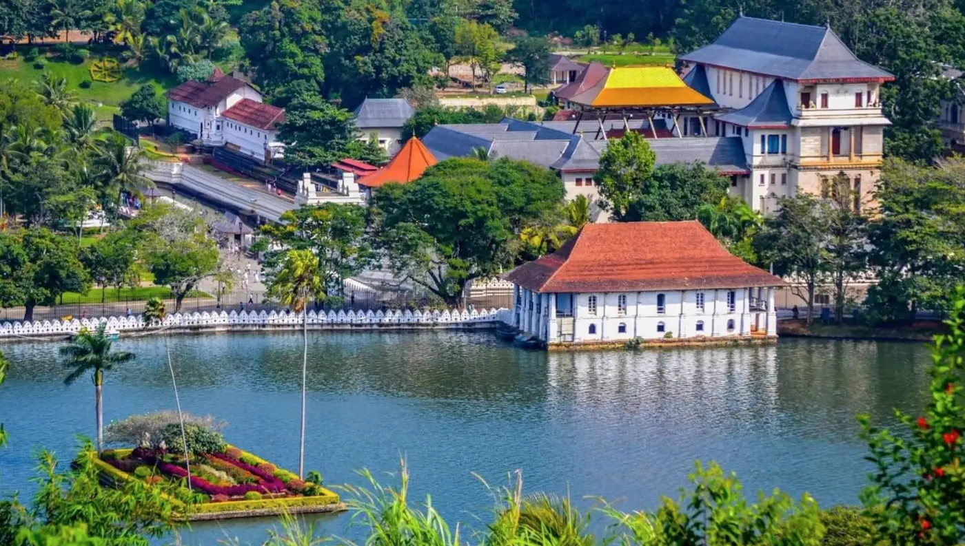 Kandy & Pinnawala: Cultural Heritage Day Adventure, Colombo