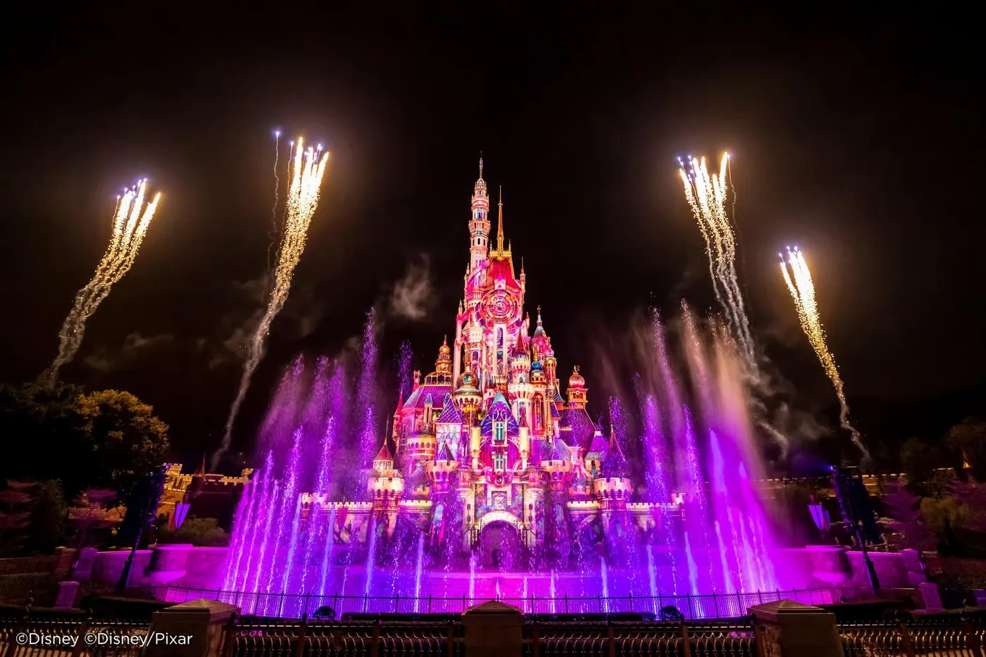 Hong Kong Disneyland: 20th Anniversary Magic Experience, Hong Kong