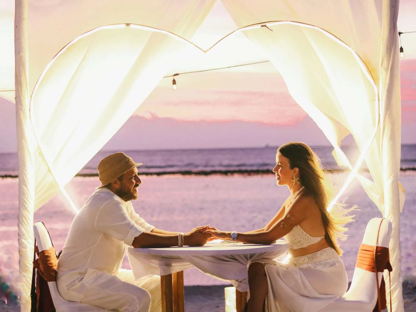 Gili Trawangan: Enchanting Sunset Beach Dinner, Gili Trawangan