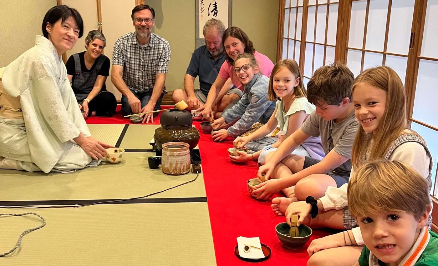 Osaka: Tranquil Tea Ceremony Journey, Osaka